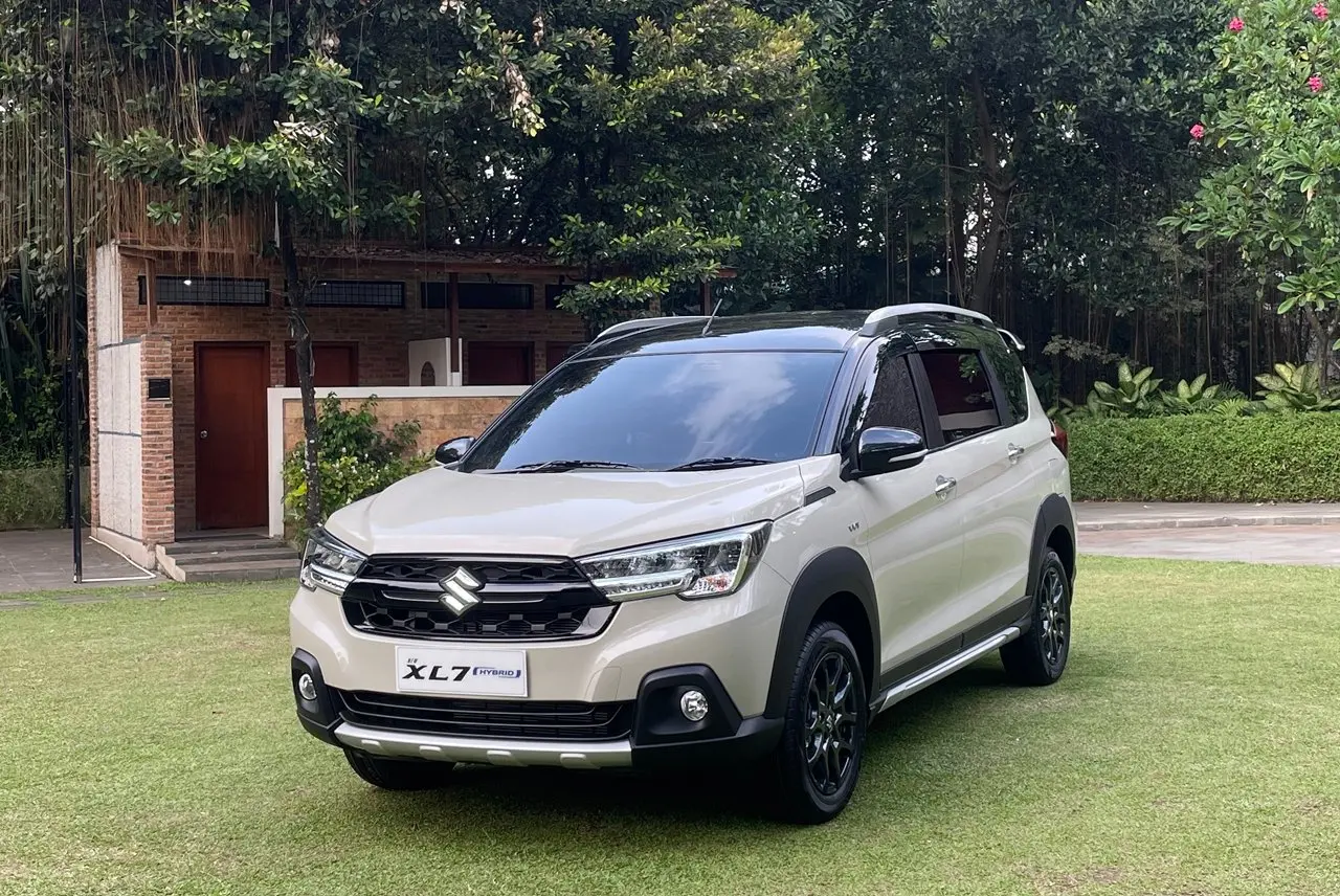 Suzuki XL7 Hybrid: Solusi SUV Keluarga yang Ramah Lingkungan untuk Masyarakat Lumajang