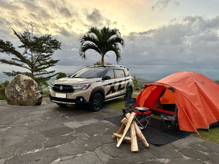 Suzuki XL7 Hybrid: Solusi SUV Tangguh untuk Menembus Kabut Jalur Wisata Ijen Bondowoso