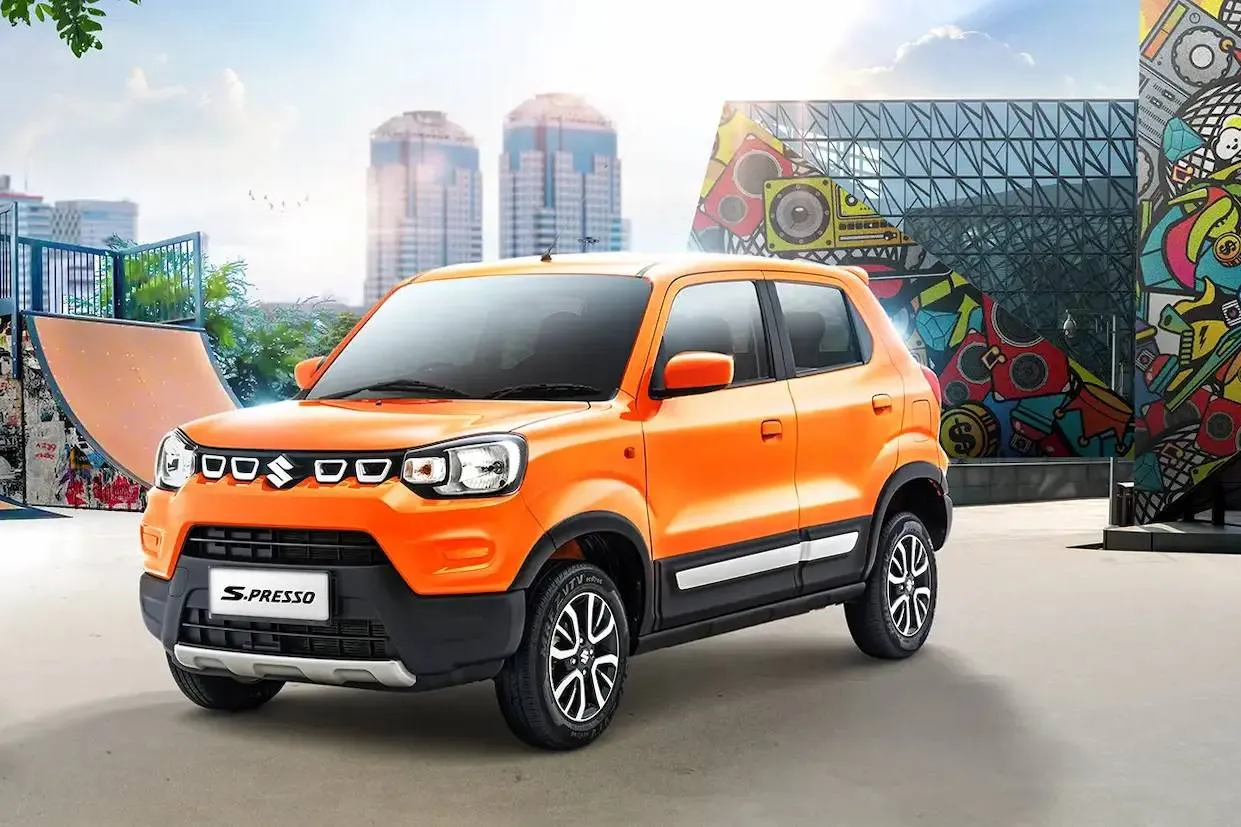 Suzuki S-Presso: Solusi Mobil Baru Pengganti Motor untuk Warga Bondowoso