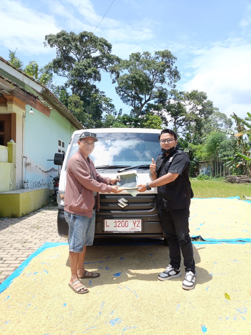 Suzuki Jember - Terimakasih atas pembelian 1 unit New Carry Pickup